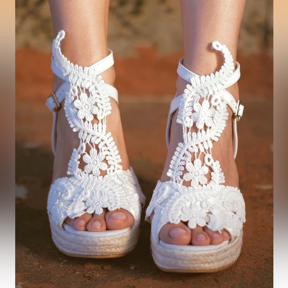 MiLanolce Women's Cream Lace Espadrille Wedges
